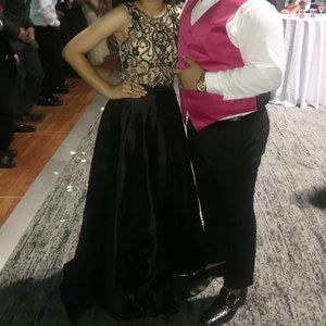 2 Piece black dress(used 1)Simple yet beautiful